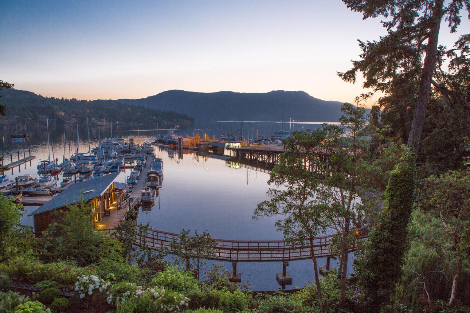 Brentwood Bay Resort & Spa Eksteriør bilde